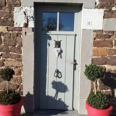 Escale De Brionsart 컨트리하우스 *